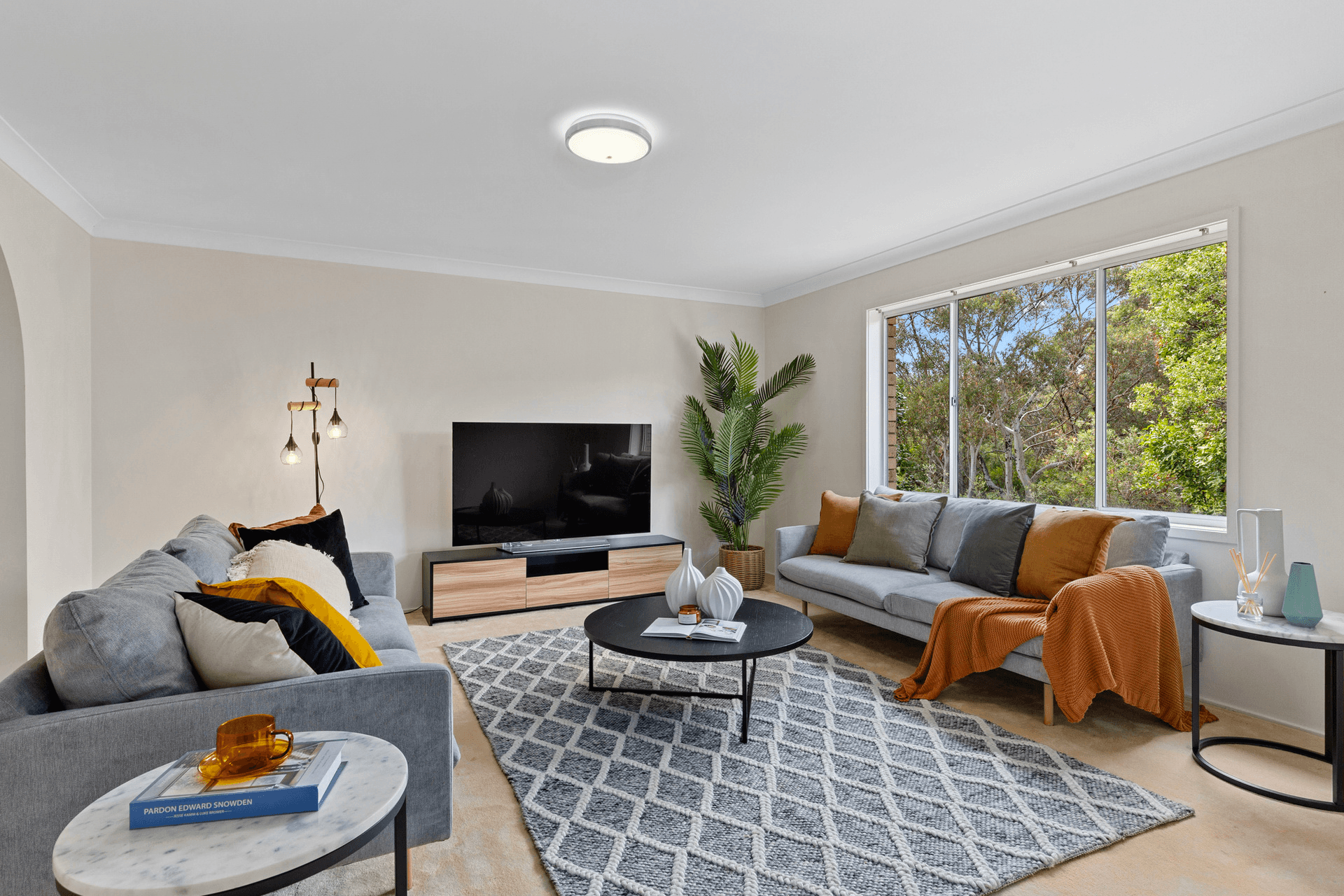 1 Wittenoom Place, Yarrawarrah, NSW 2233