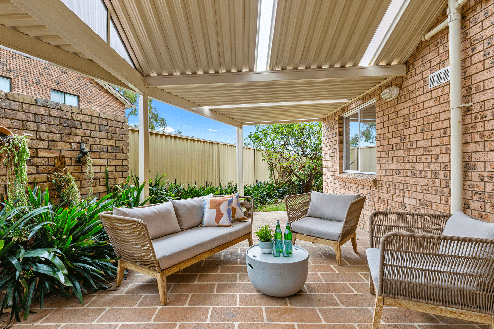 1 Wittenoom Place, Yarrawarrah, NSW 2233