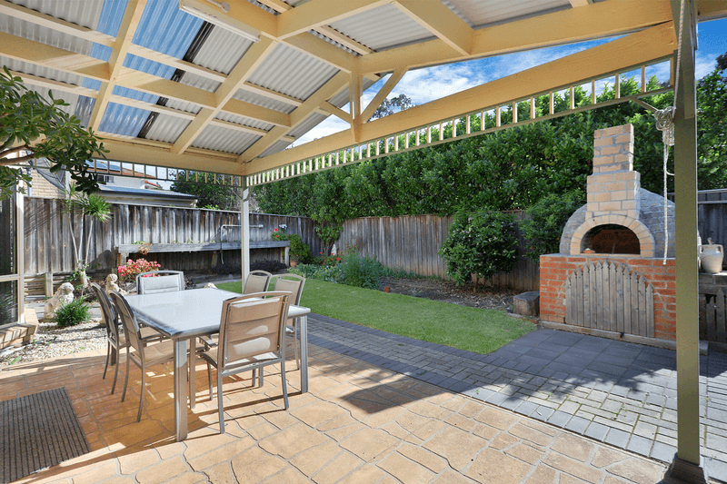 20 Forest Crescent, BEAUMONT HILLS, NSW 2155