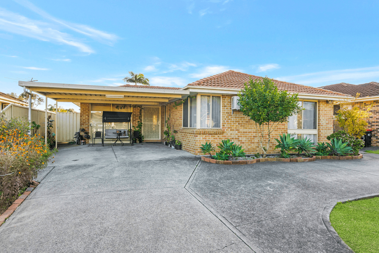 89 Falcon Circuit, Green Valley, NSW 2168