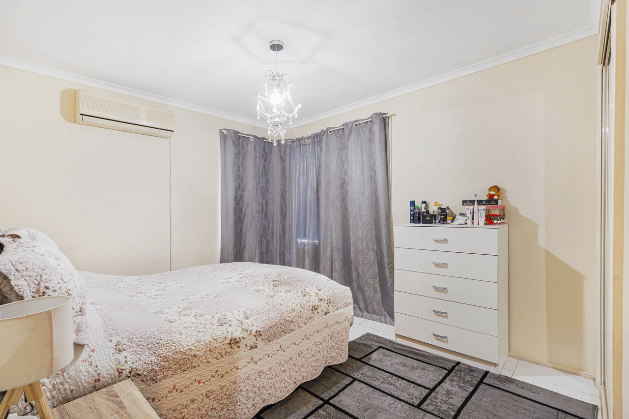 89 Falcon Circuit, Green Valley, NSW 2168