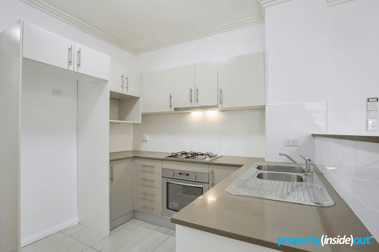 15/2-4 Fifth Avenue, BLACKTOWN, NSW 2148