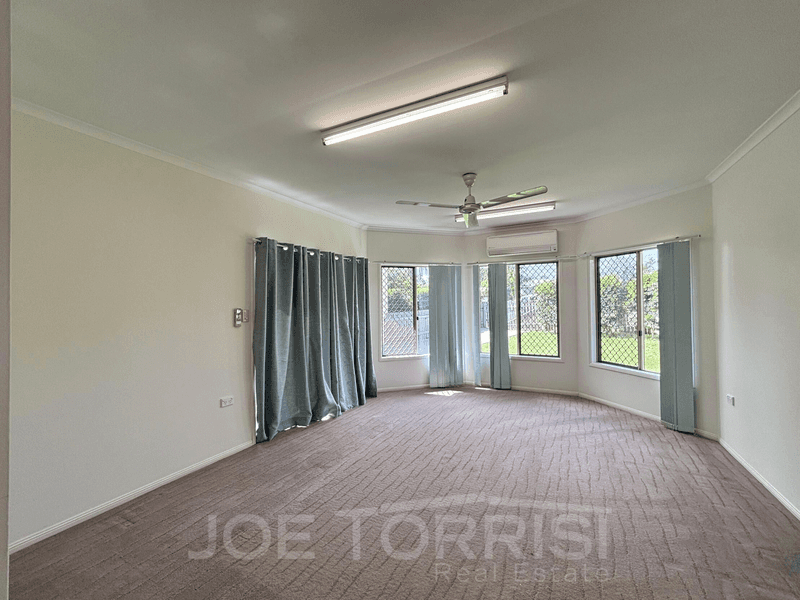 2 Palm Close, Mareeba, QLD 4880