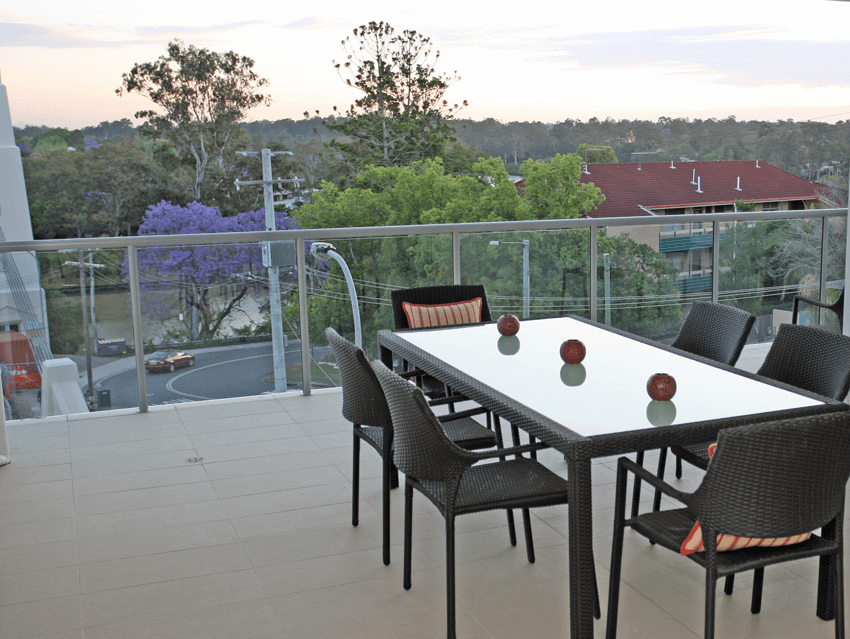 804/30 Riverview Terrace, Indooroopilly, QLD 4068