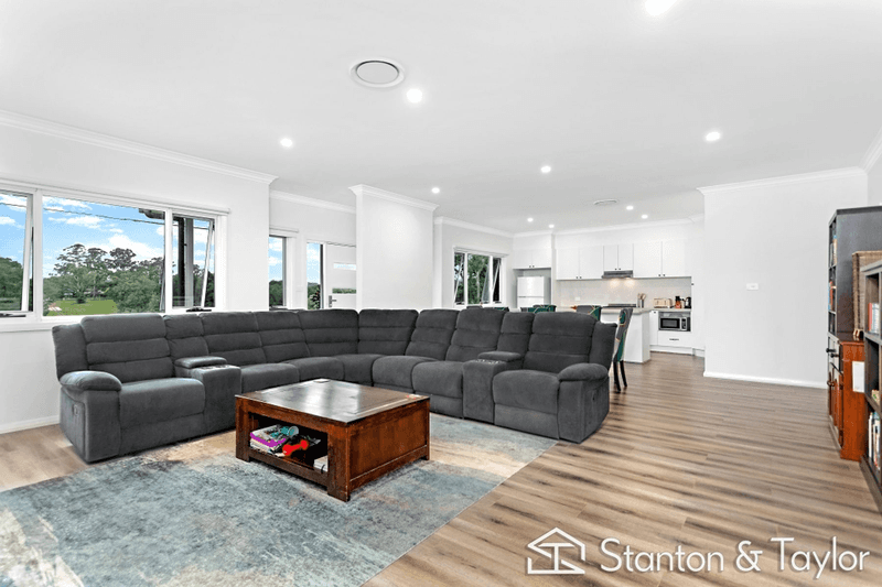 157 River Road, LEONAY, NSW 2750