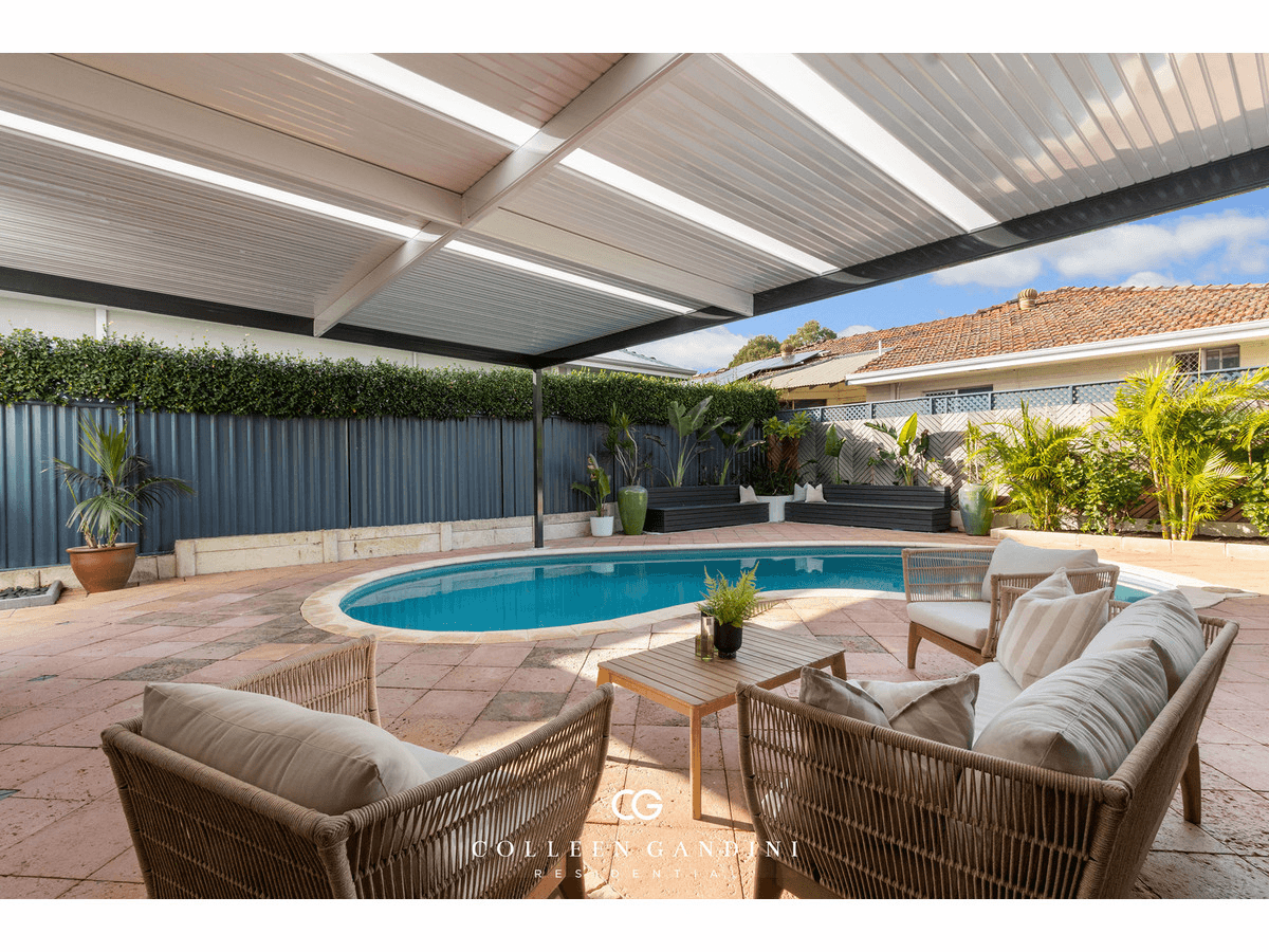 16A Macrae Road, Applecross, WA 6153