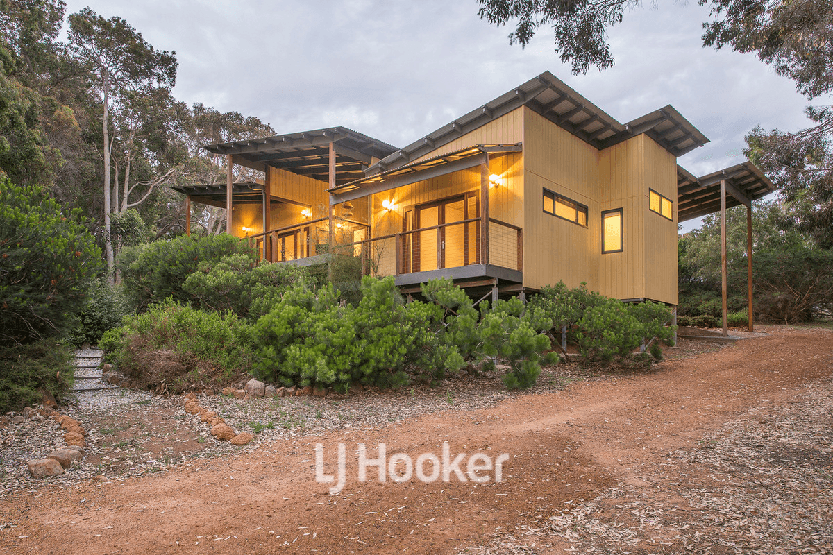 18 The Dell Retreat, YALLINGUP, WA 6282