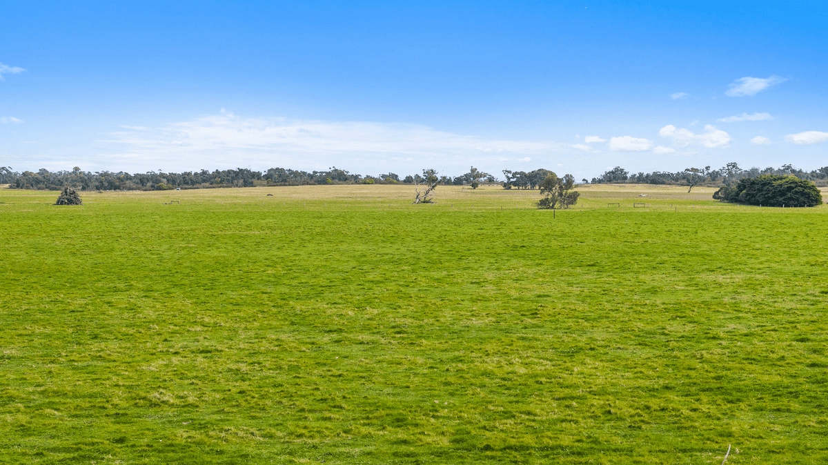 144 McNeilly Road, Seaspray, VIC 3851