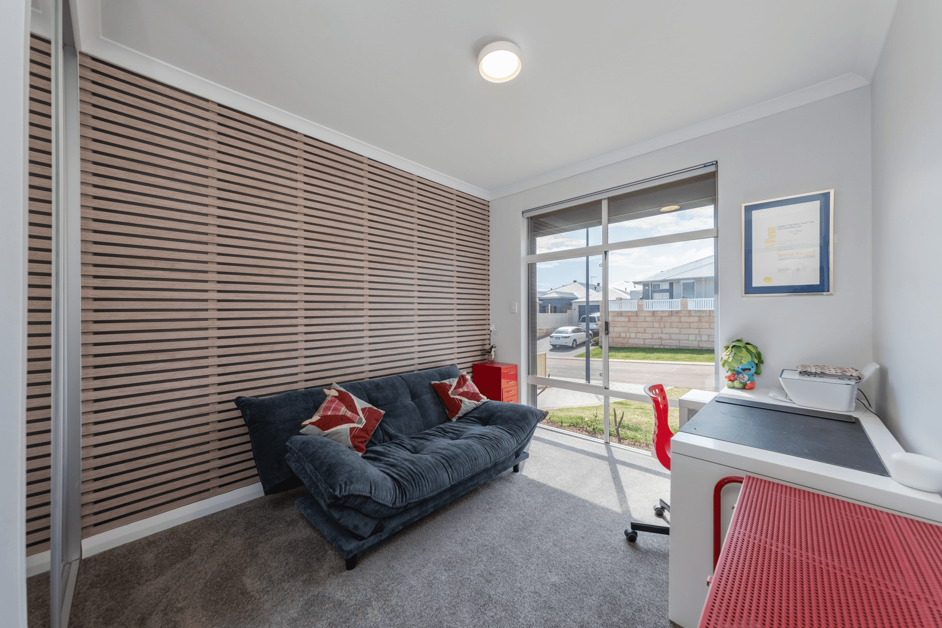 8 Lisle Road, Madora Bay, WA 6210