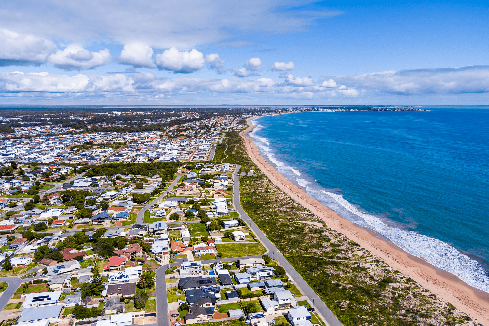 8 Lisle Road, Madora Bay, WA 6210