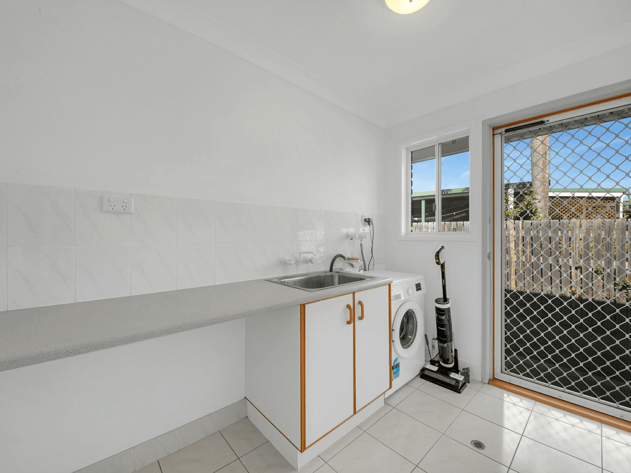 41 Geoffrey Thomas Drive, TANNUM SANDS, QLD 4680