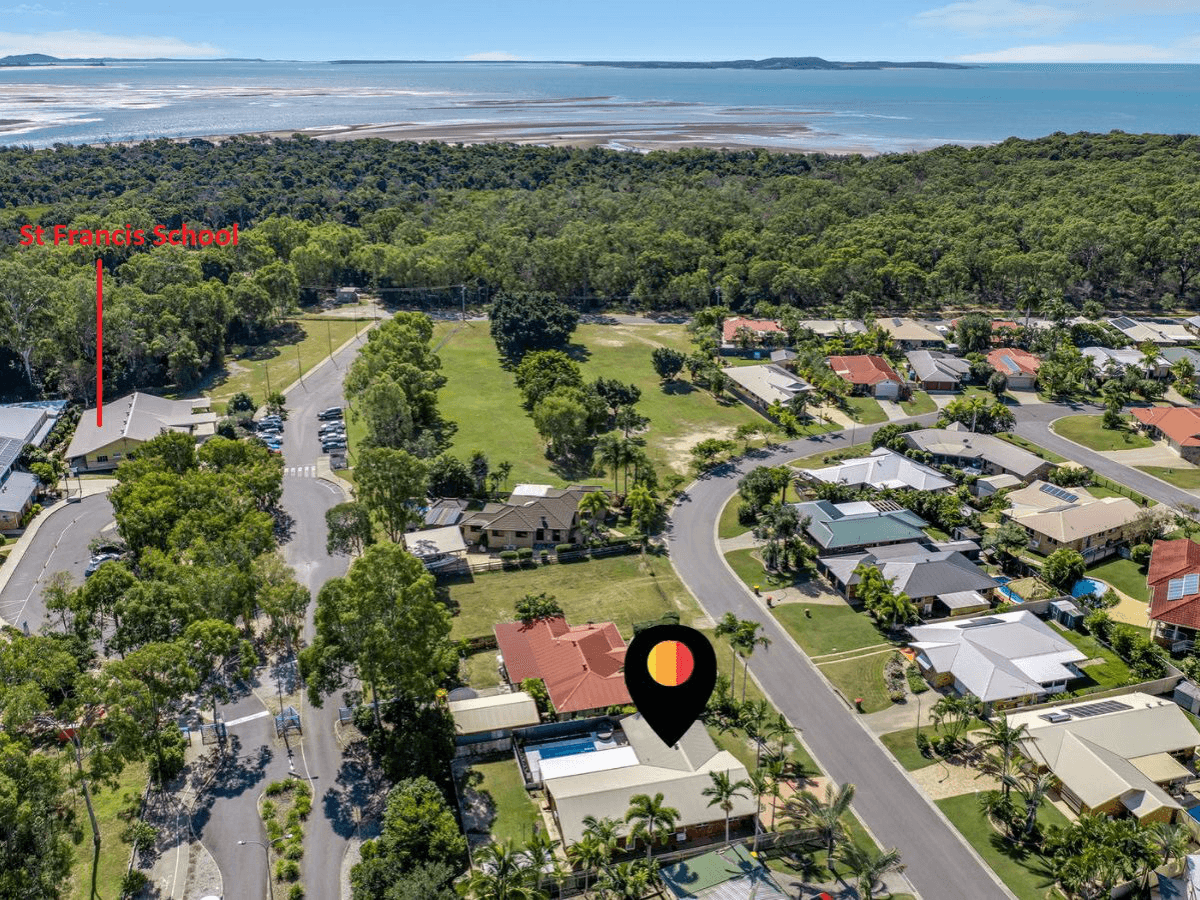 41 Geoffrey Thomas Drive, TANNUM SANDS, QLD 4680