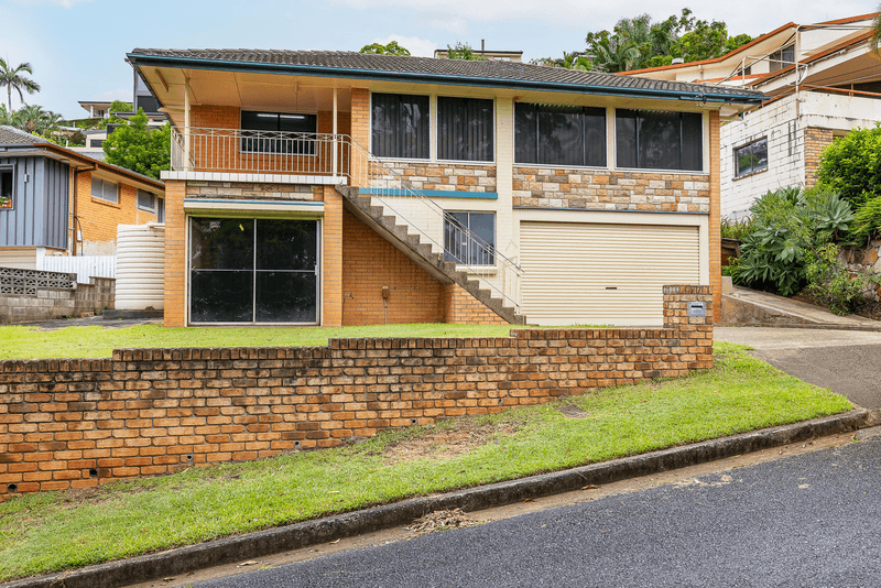 77 Dagmar Street, HOLLAND PARK WEST, QLD 4121