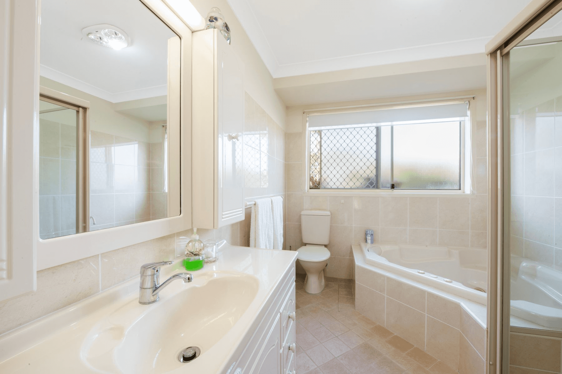 44 Germaine Avenue, BATEAU BAY, NSW 2261