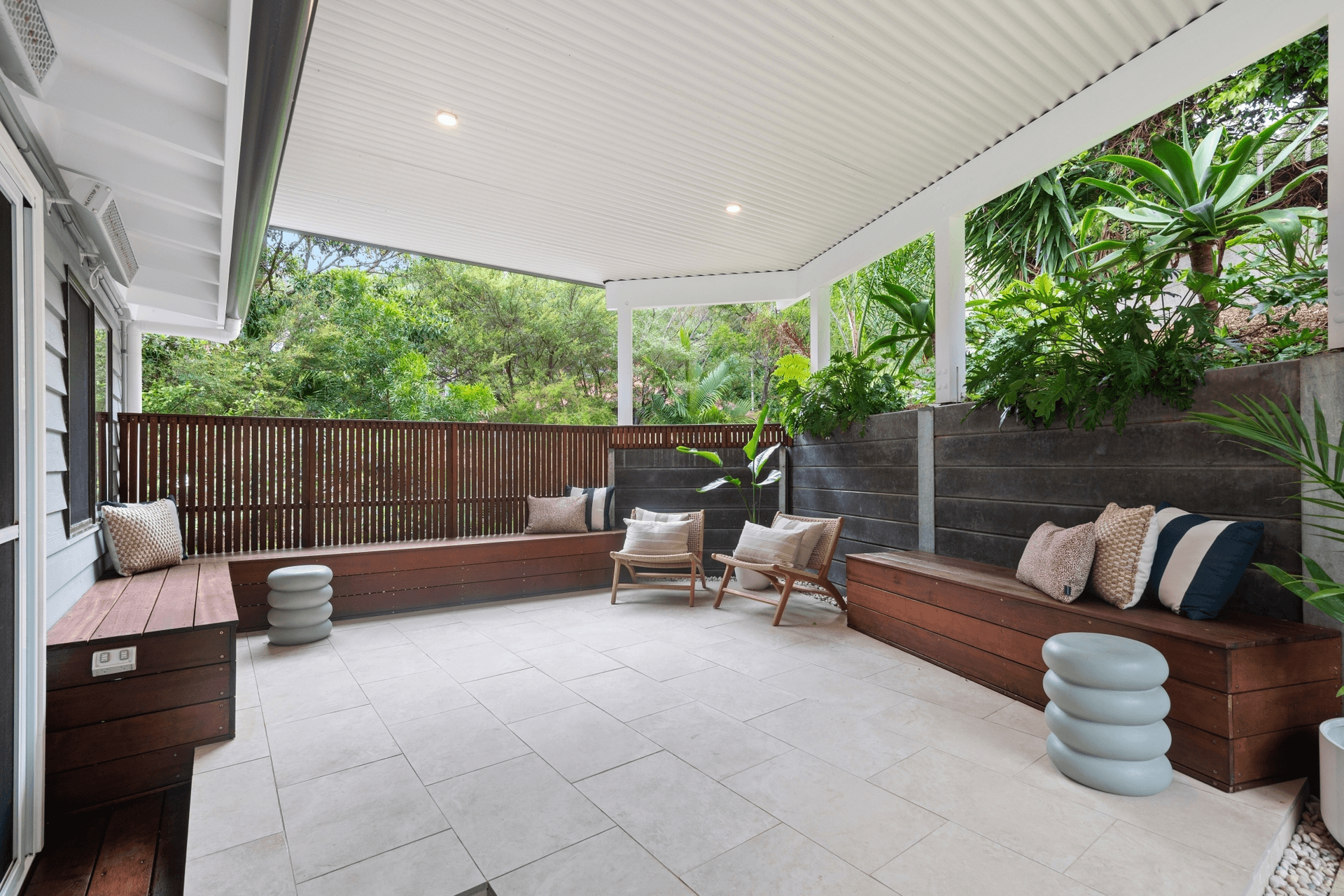 11 Hibiscus Avenue, North Avoca, NSW 2260