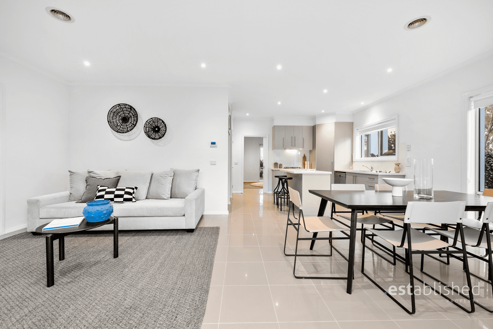 21 The Breezewater, SANCTUARY LAKES, VIC 3030