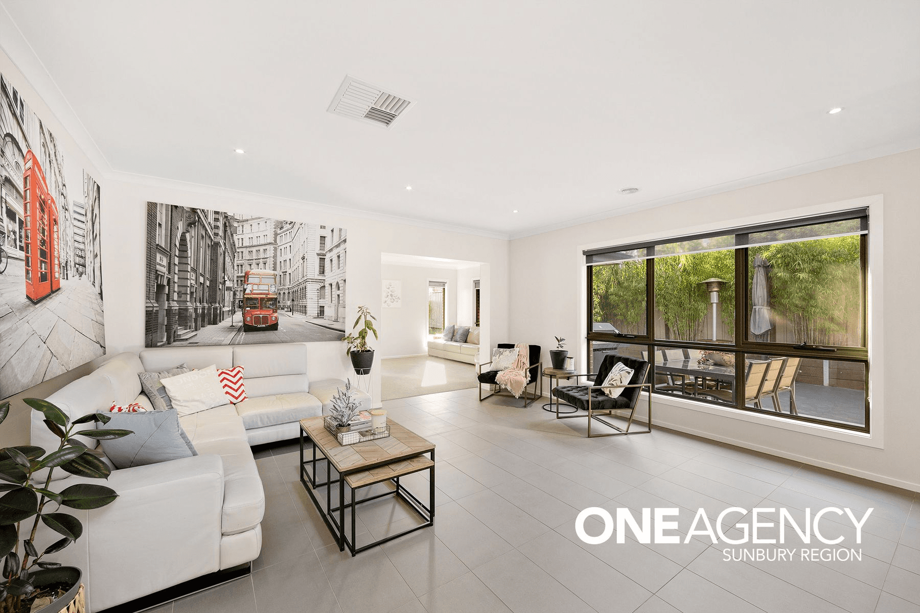 14 Towerbridge Rise, SUNBURY, VIC 3429