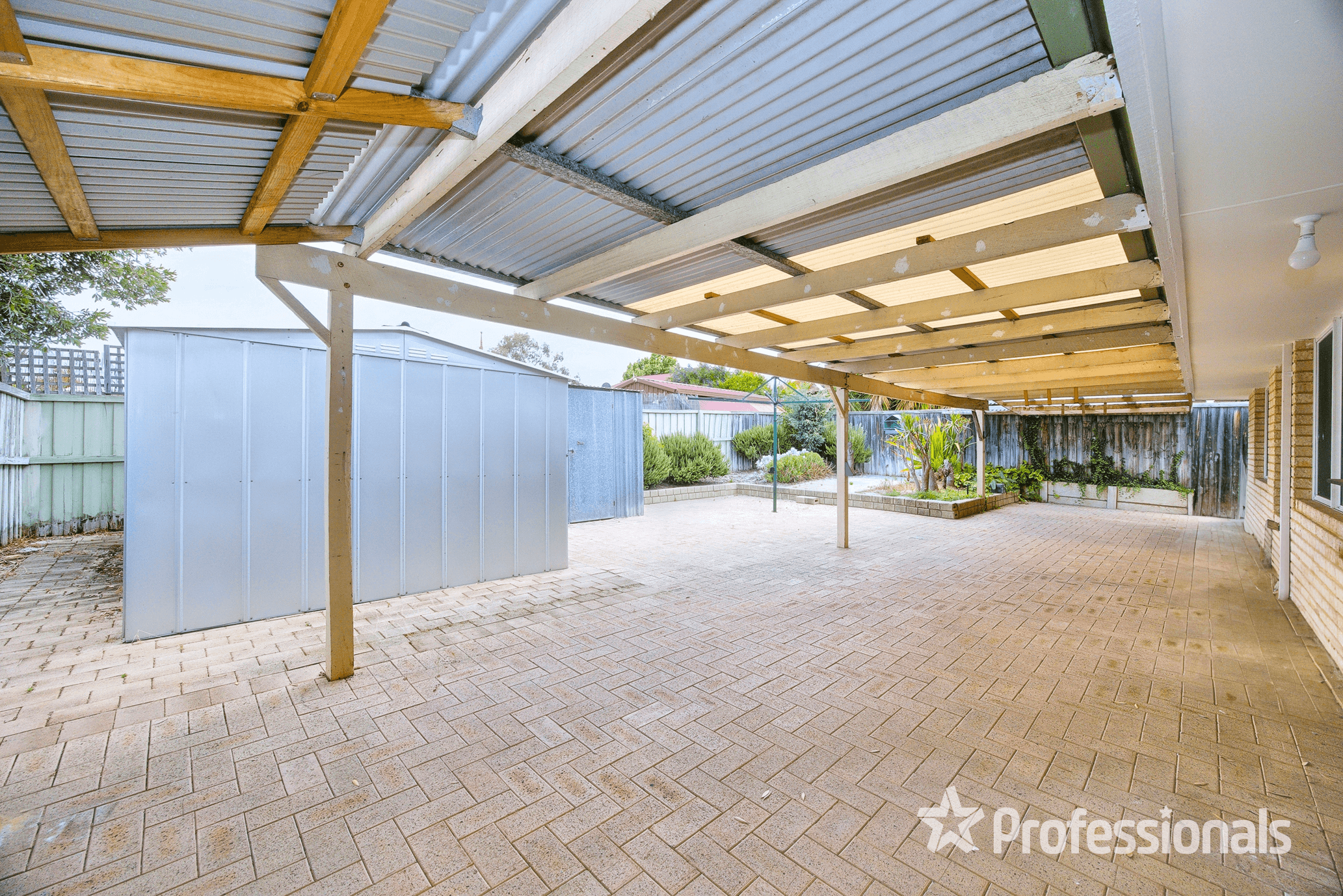 4 Snow Wood Avenue, ELLENBROOK, WA 6069