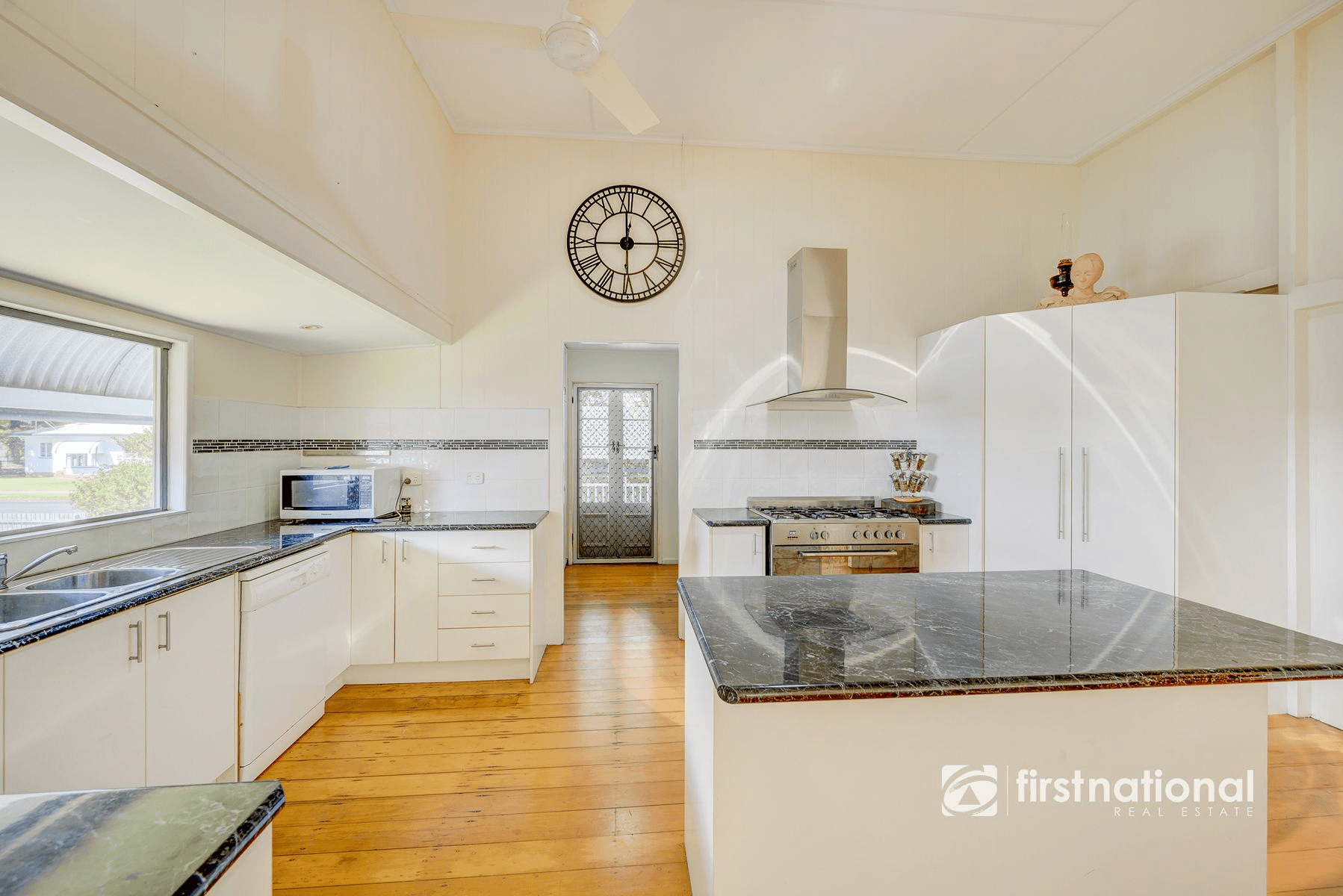 15 Woodstock Street, Maryborough, QLD 4650