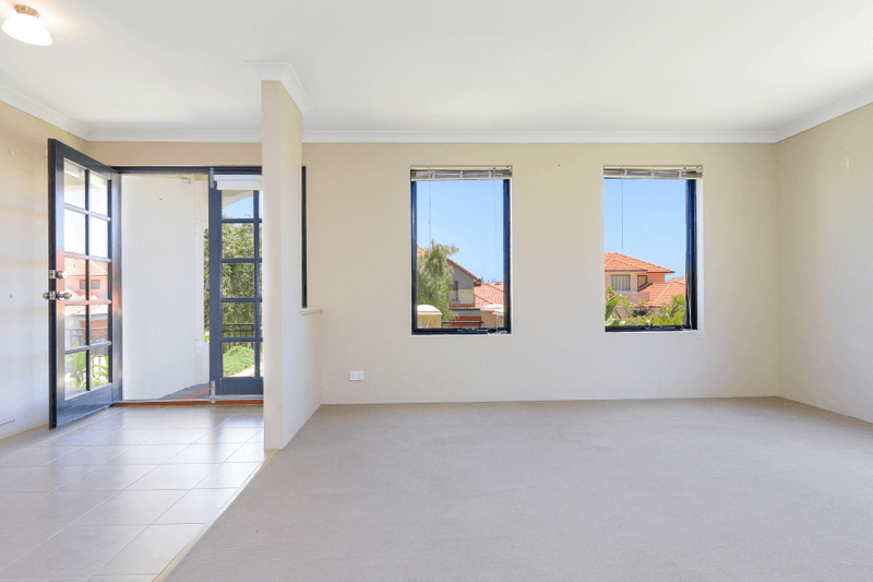 35 Batavia Avenue, Wannanup, WA 6210