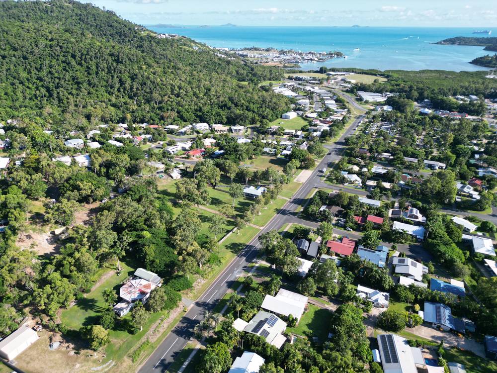 34-44 Jubilee Pocket Road, JUBILEE POCKET, QLD 4802