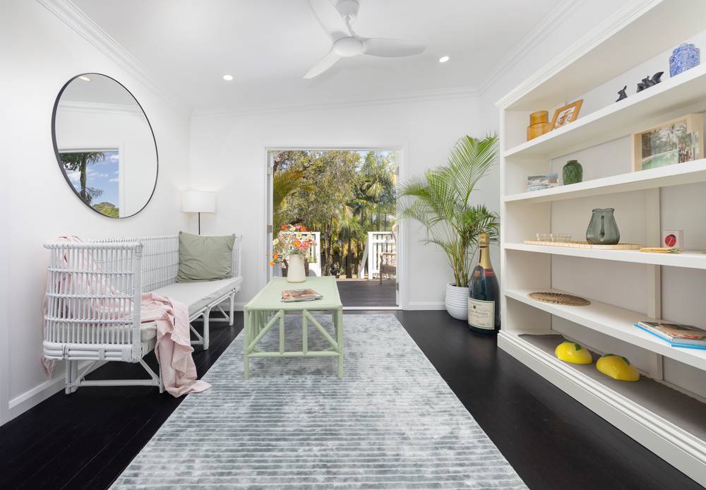 12 Second Avenue, LABRADOR, QLD 4215