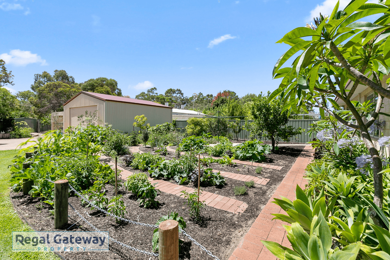 25 Strand Close, ATWELL, WA 6164