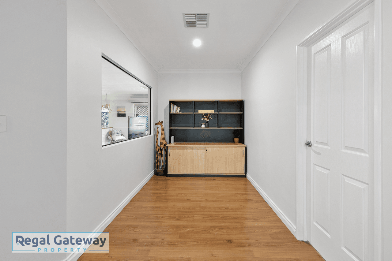 25 Strand Close, ATWELL, WA 6164