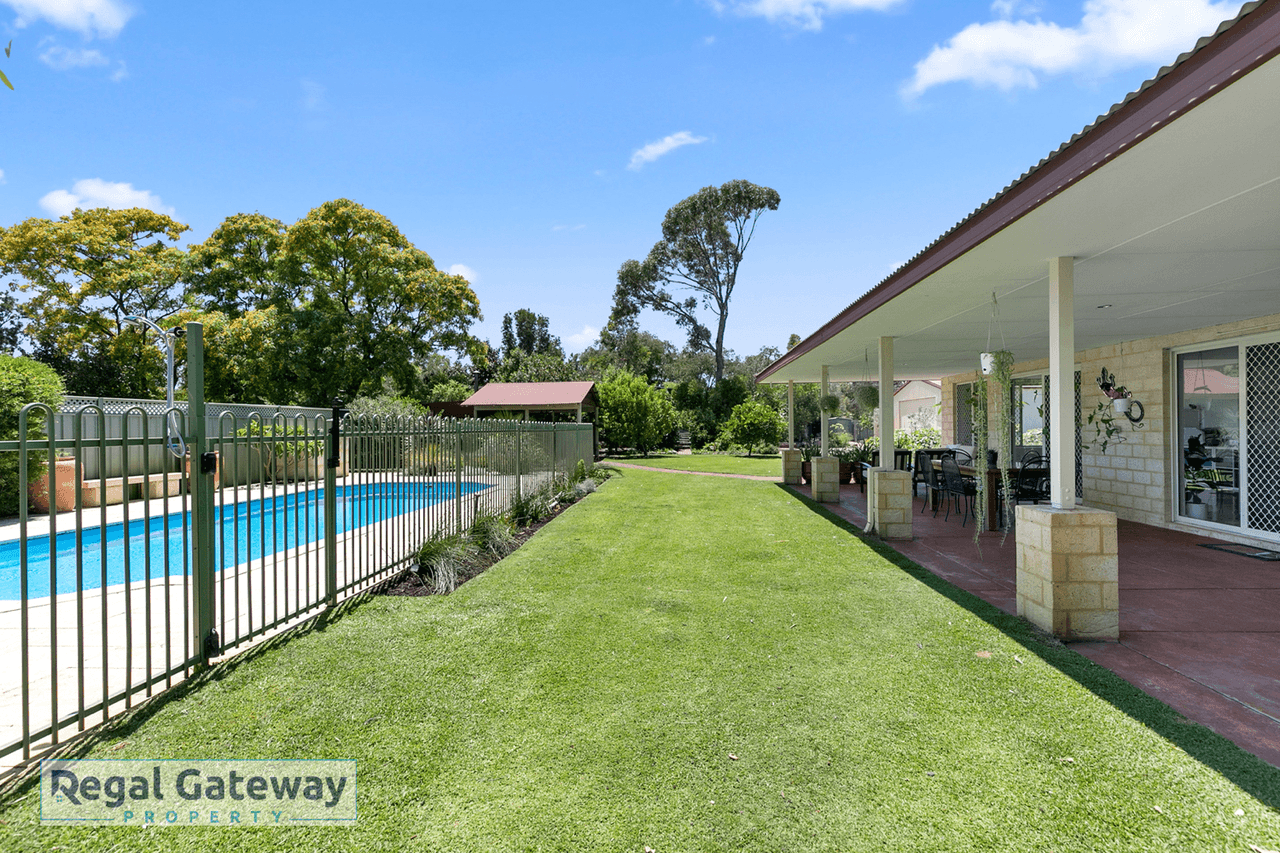 25 Strand Close, ATWELL, WA 6164