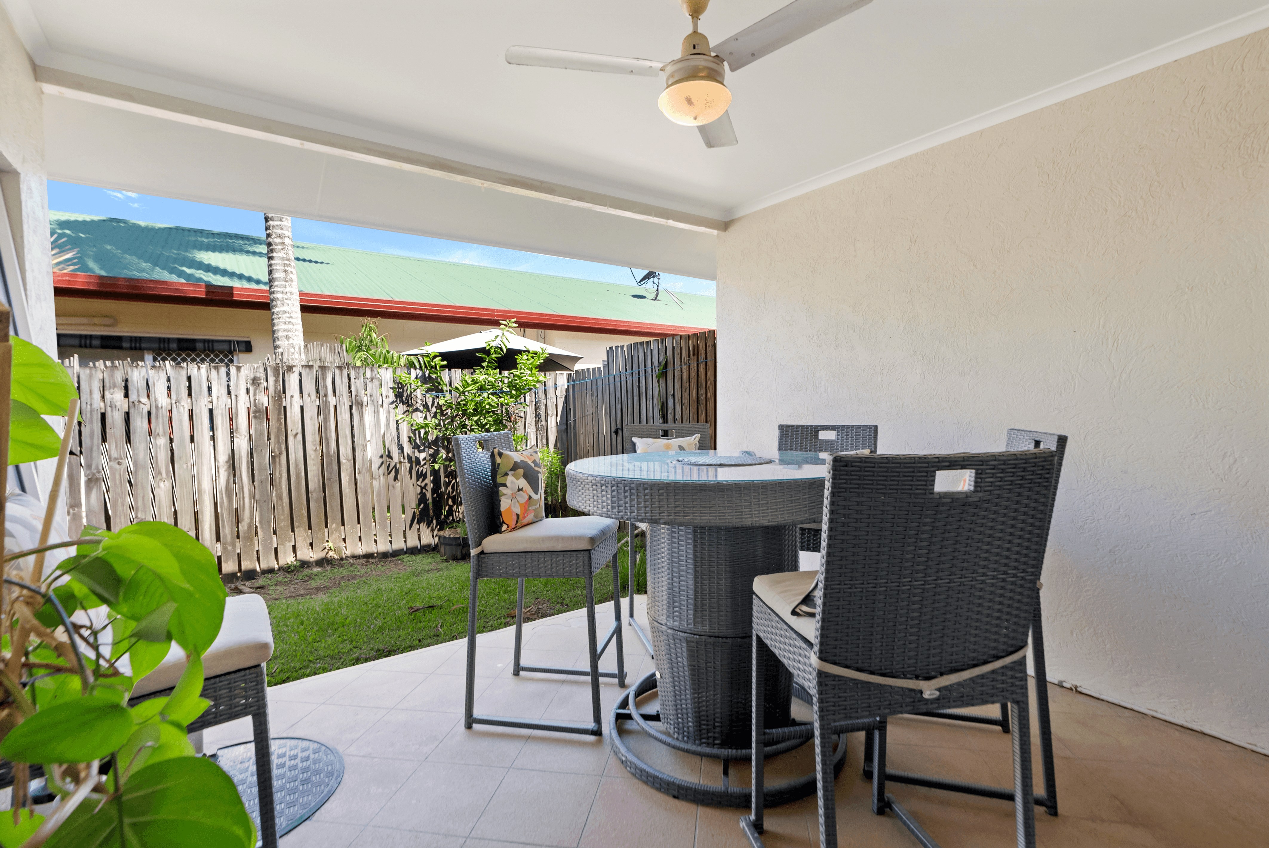 2/7A Grantala Street, MANOORA, QLD 4870