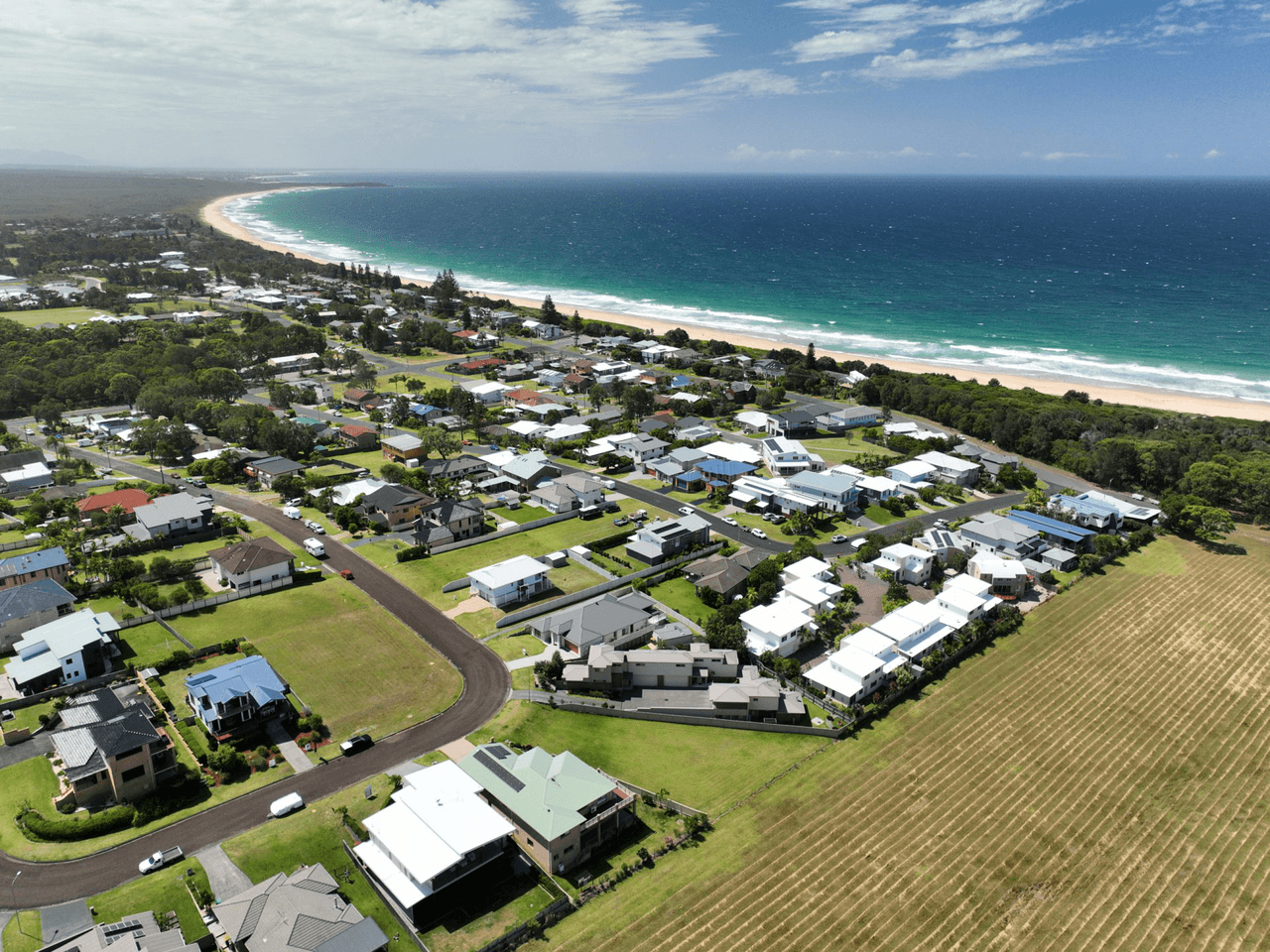 32 Sapphire Parade, DIAMOND BEACH, NSW 2430