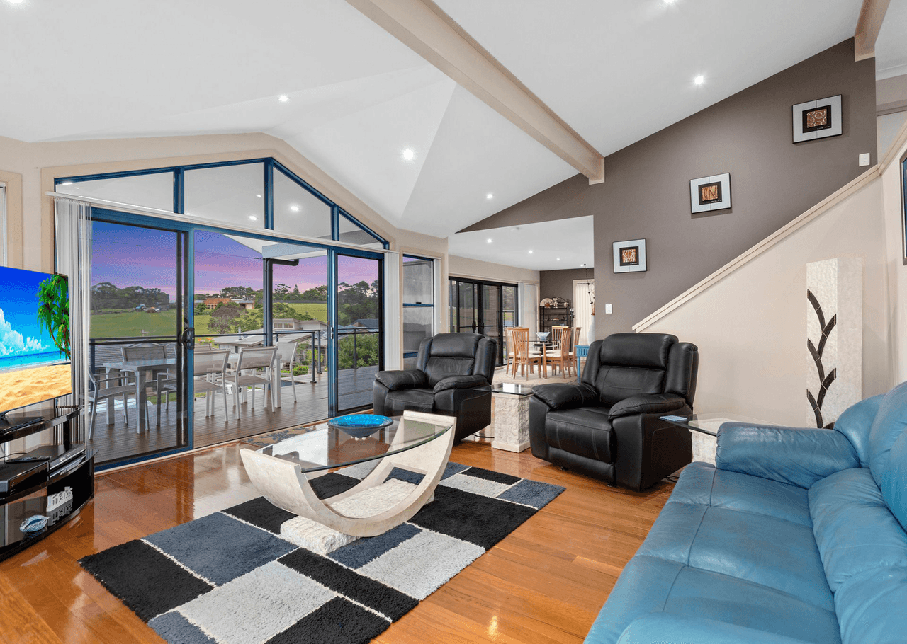 32 Sapphire Parade, DIAMOND BEACH, NSW 2430