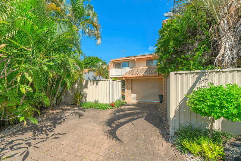 1/39 Sigatoka Place, Clear Island Waters, QLD 4226