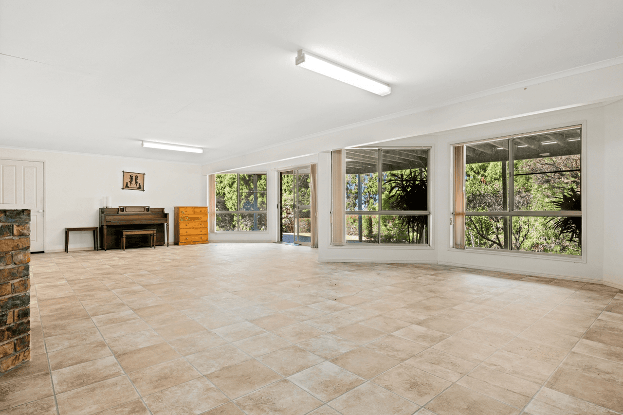 12 Le Claire Place, BUDERIM, QLD 4556