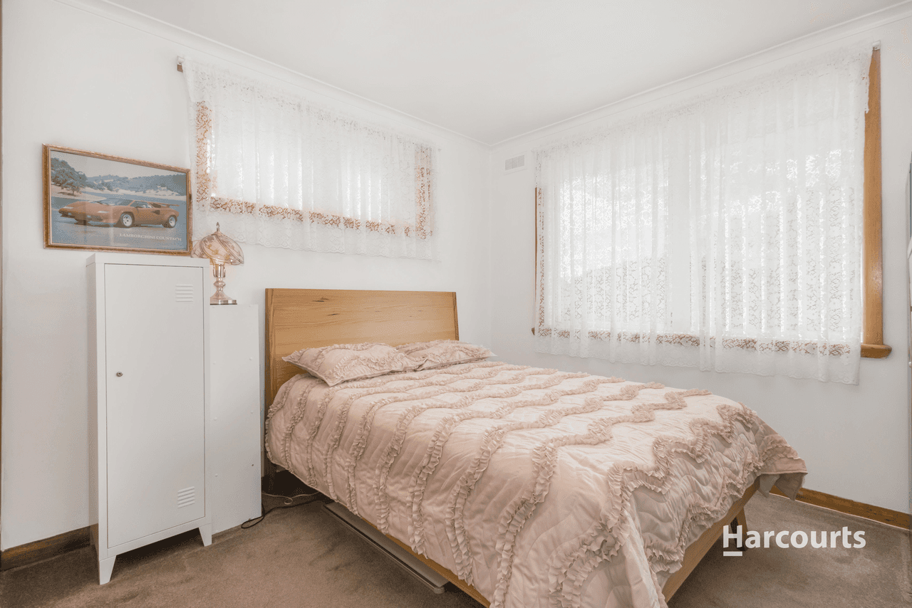 2 Winter Avenue, UPPER BURNIE, TAS 7320