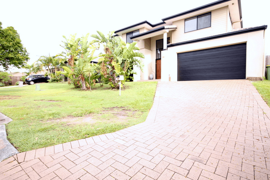 17 Rainlily Crescent, UPPER COOMERA, QLD 4209