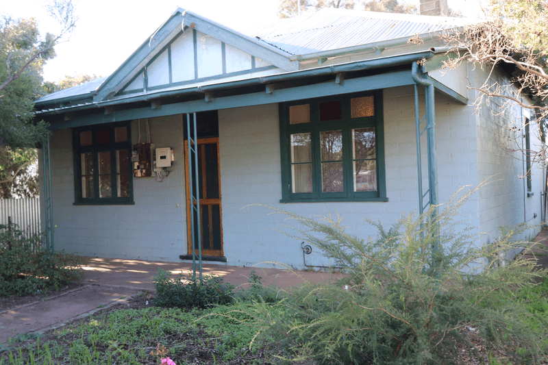 27 Monash Street, WEST WYALONG, NSW 2671