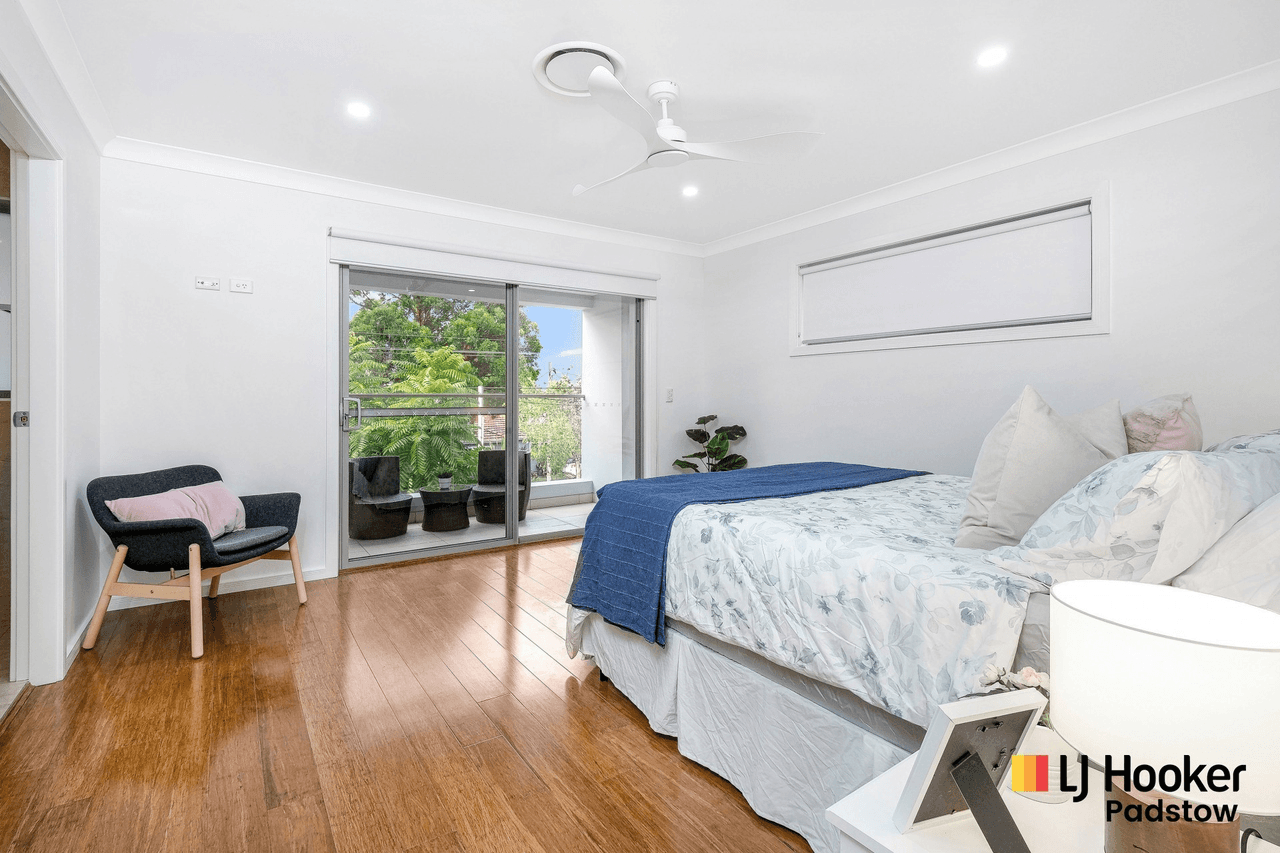 31 Tompson Road, REVESBY, NSW 2212