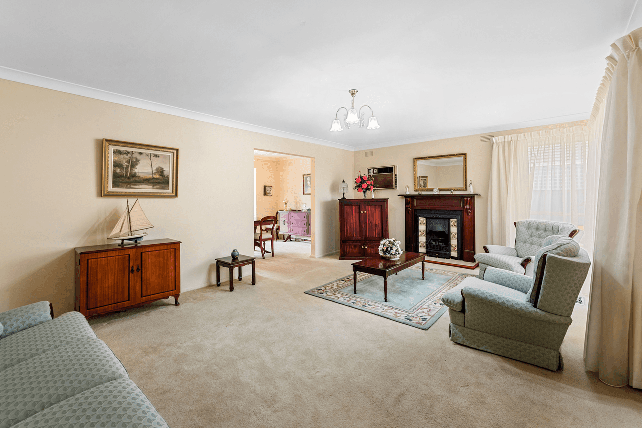 5 Banbury Street, BURWOOD EAST, VIC 3151