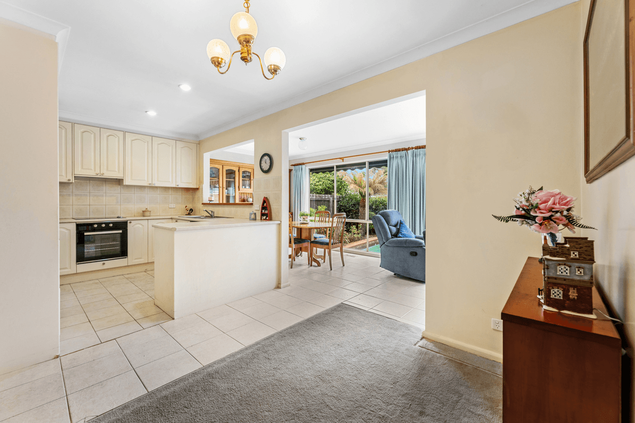 5 Banbury Street, BURWOOD EAST, VIC 3151