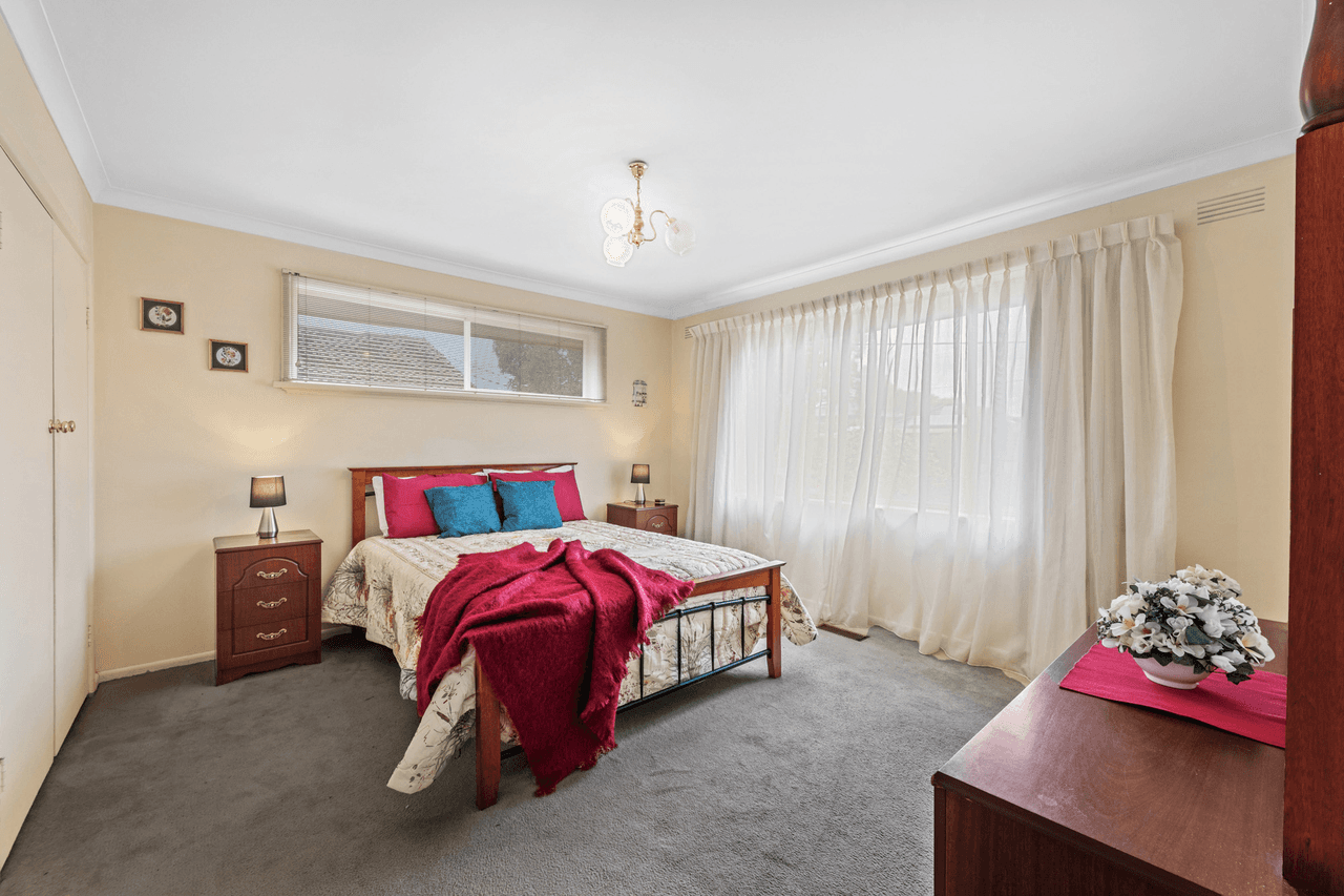 5 Banbury Street, BURWOOD EAST, VIC 3151