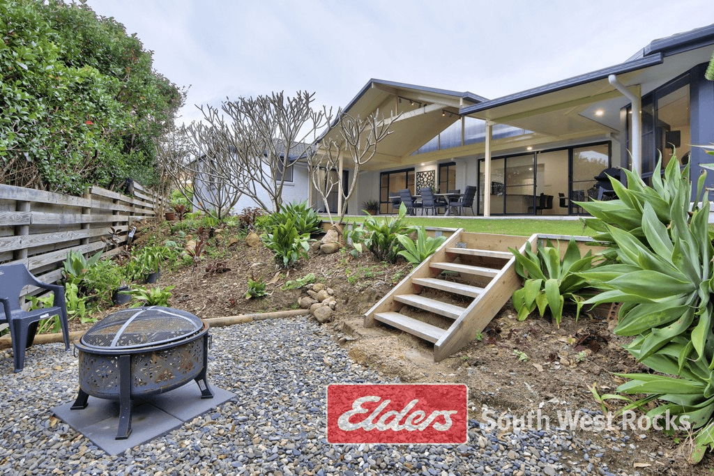 26 RAFFERTY Crescent, SOUTH WEST ROCKS, NSW 2431