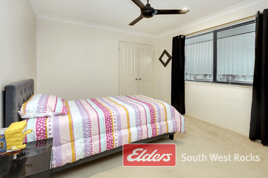 26 RAFFERTY Crescent, SOUTH WEST ROCKS, NSW 2431