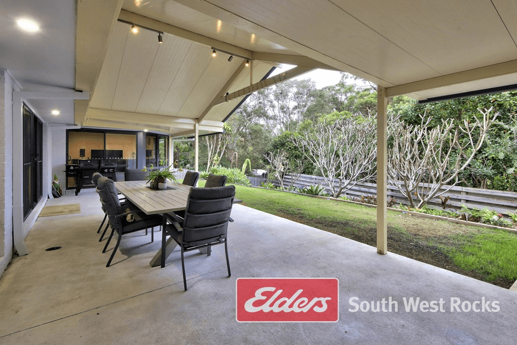 26 RAFFERTY Crescent, SOUTH WEST ROCKS, NSW 2431