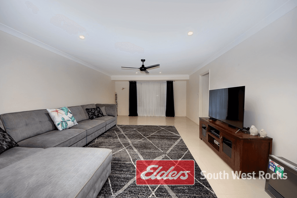 26 RAFFERTY Crescent, SOUTH WEST ROCKS, NSW 2431