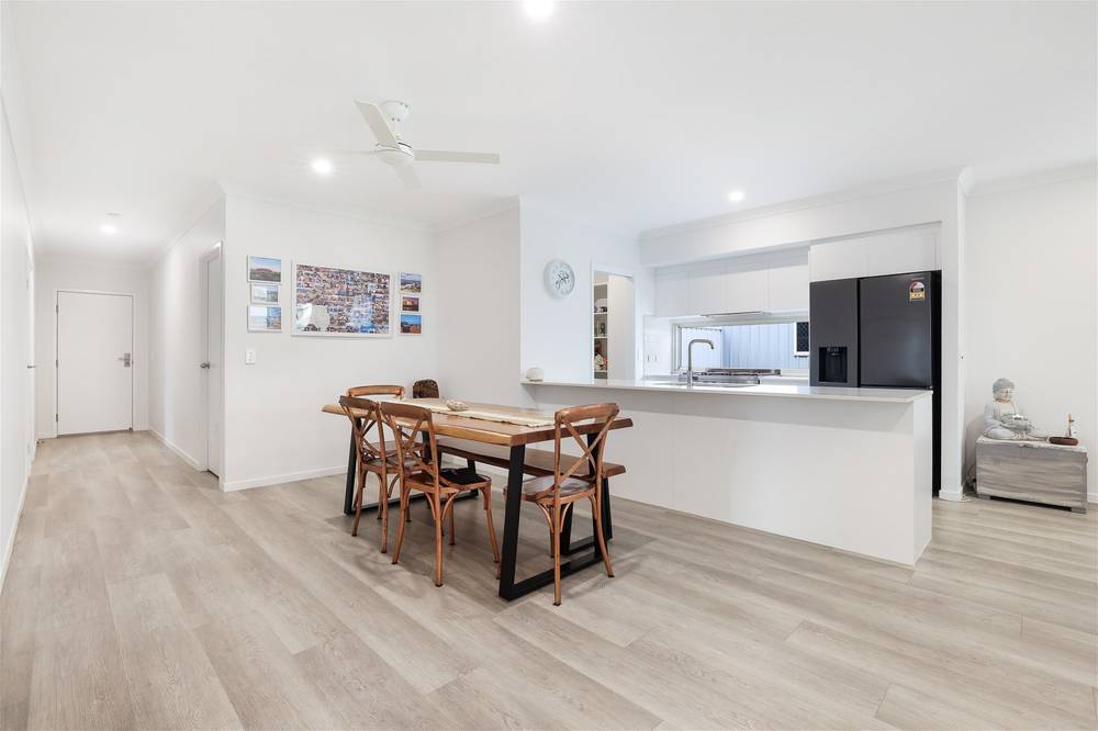 61 Orchid Drive, MOORE PARK BEACH, QLD 4670