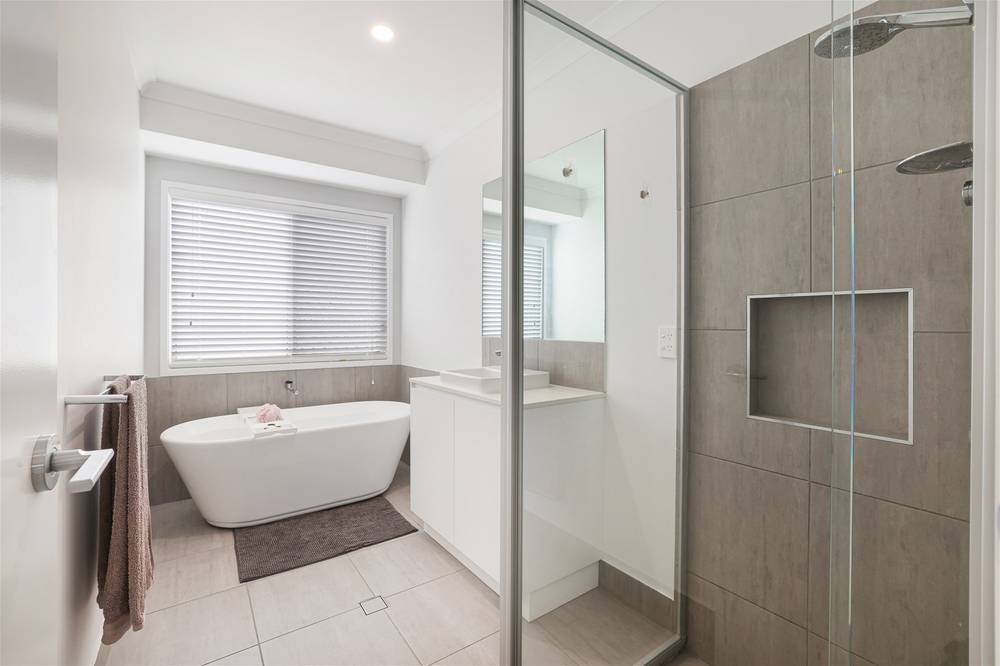 61 Orchid Drive, MOORE PARK BEACH, QLD 4670
