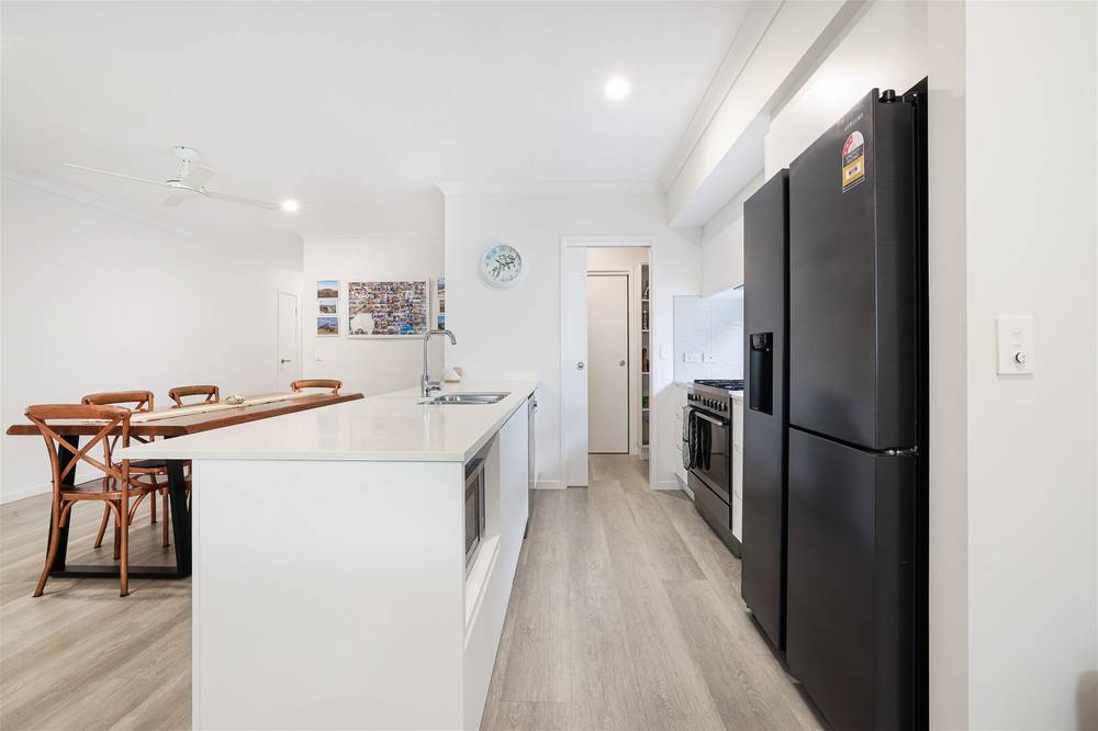 61 Orchid Drive, MOORE PARK BEACH, QLD 4670