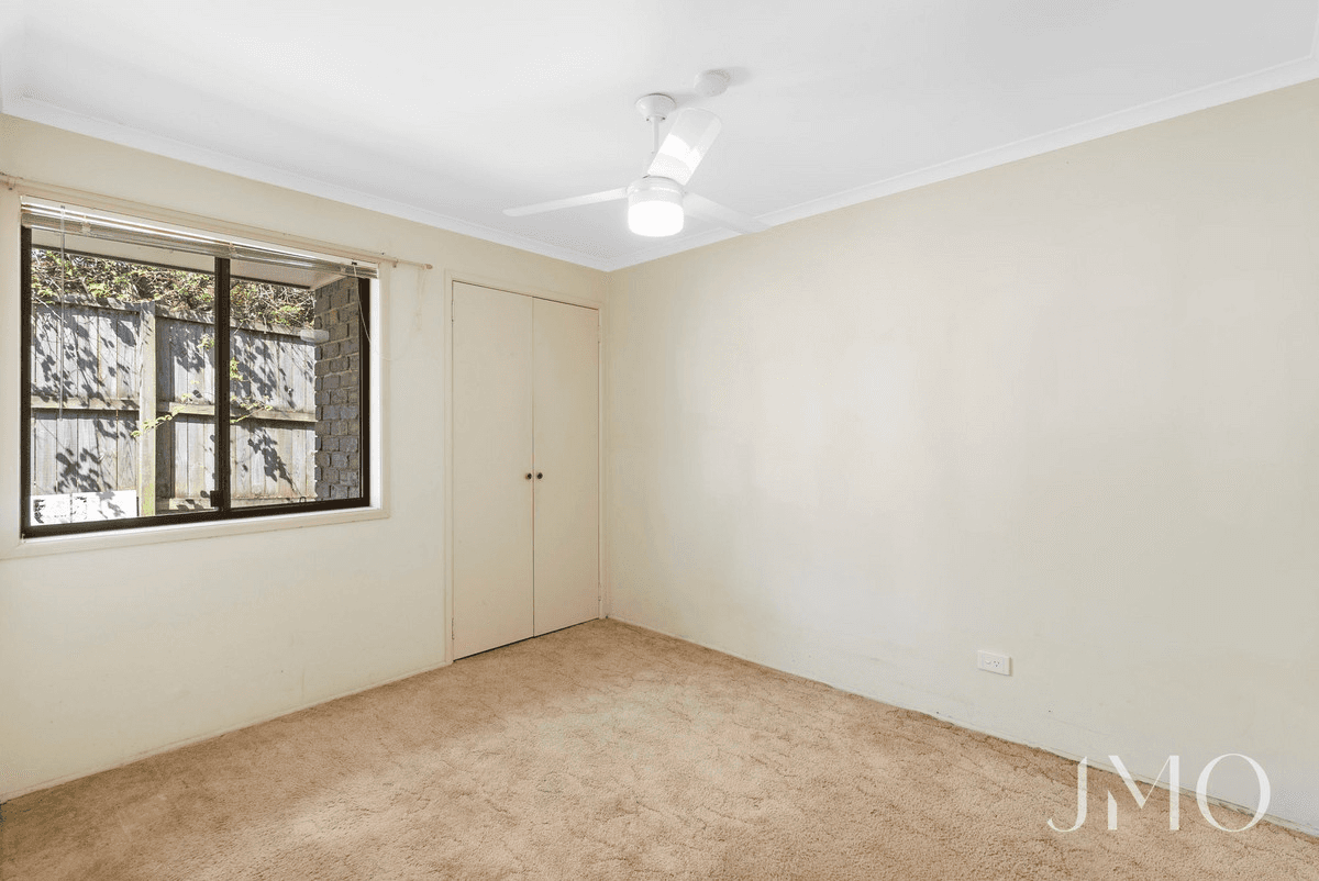 24 Kaiser Drive, Windaroo, QLD 4207