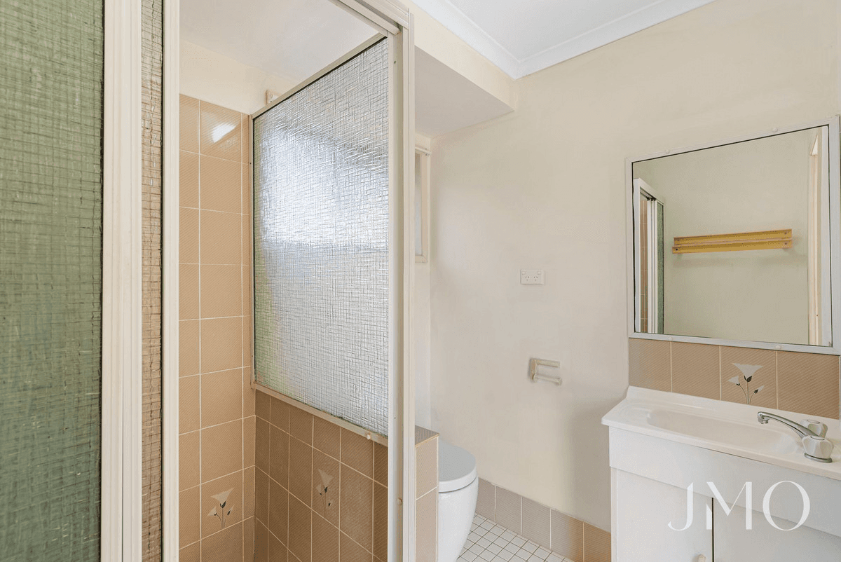 24 Kaiser Drive, Windaroo, QLD 4207